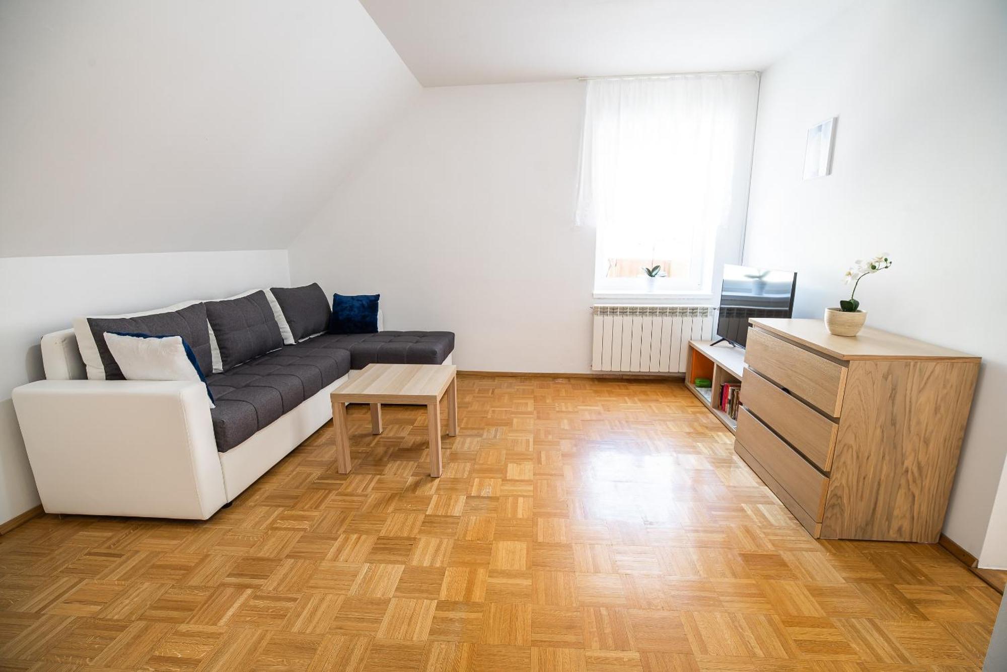 Vila K29 Bovec Rum bild
